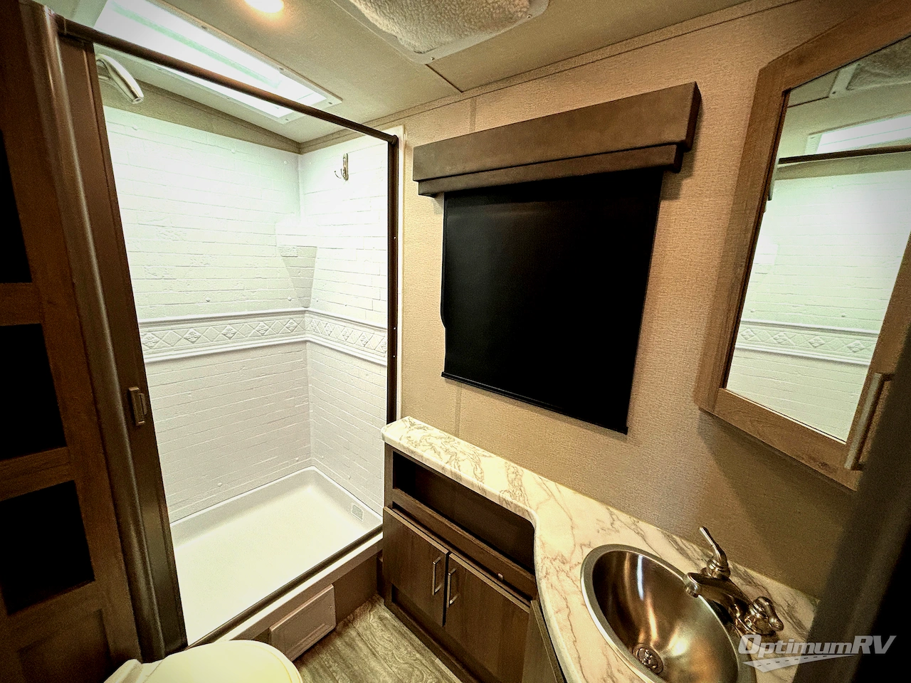 2022 Grand Design Imagine 2400BH Photo 16