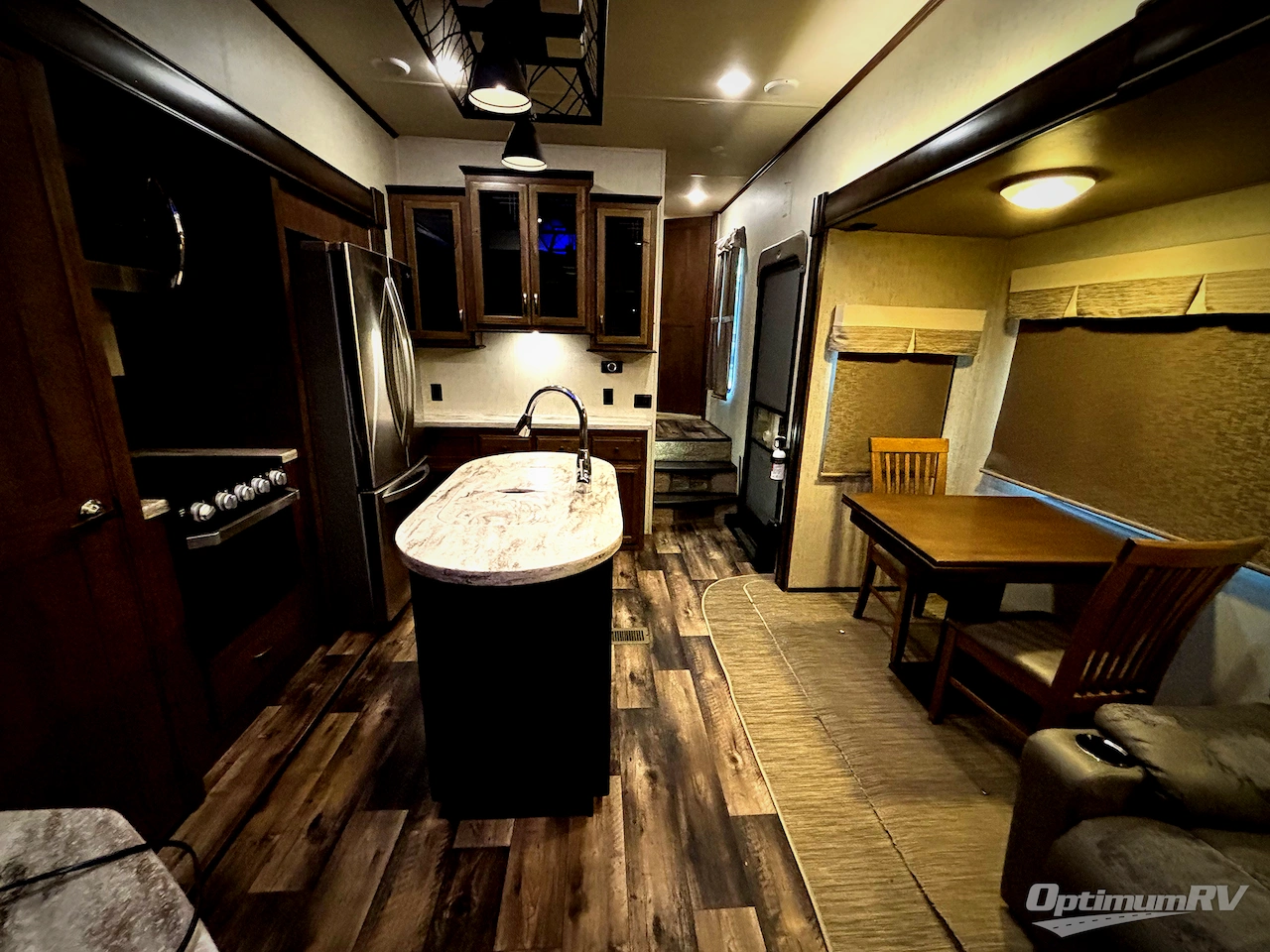 2019 Forest River Sierra 387MKOK Photo 5