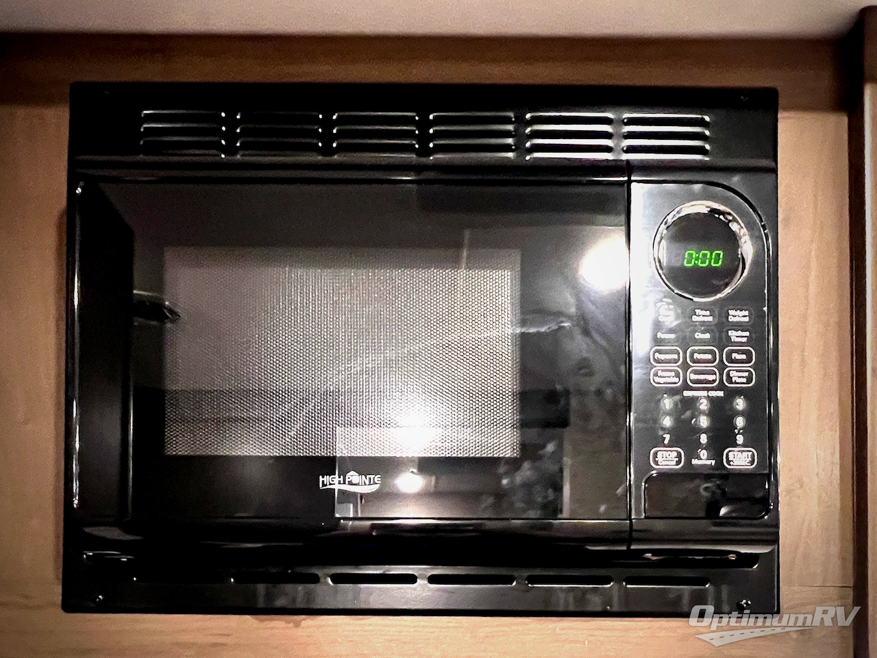 2022 Thor Freedom Traveler 29A Photo 25