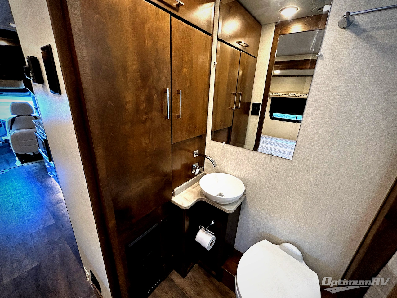 2019 Tiffin Wayfarer 24QW Photo 16