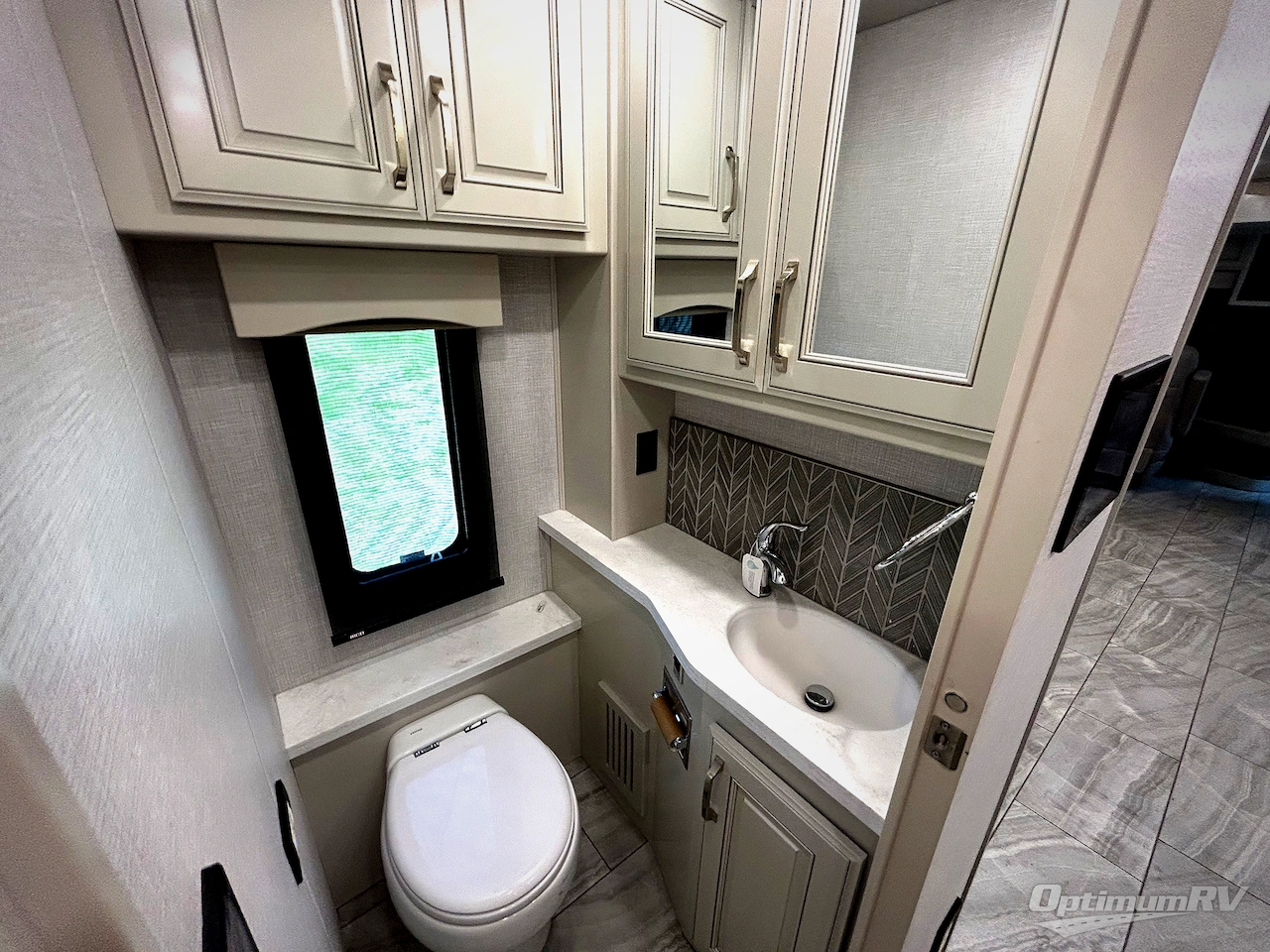 2024 Holiday Rambler Armada 40M Photo 18