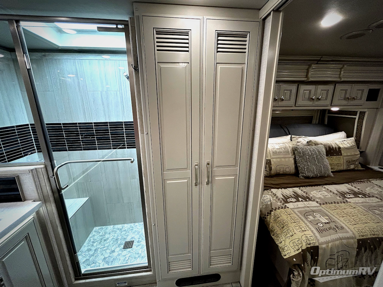 2024 Holiday Rambler Armada 40M Photo 24