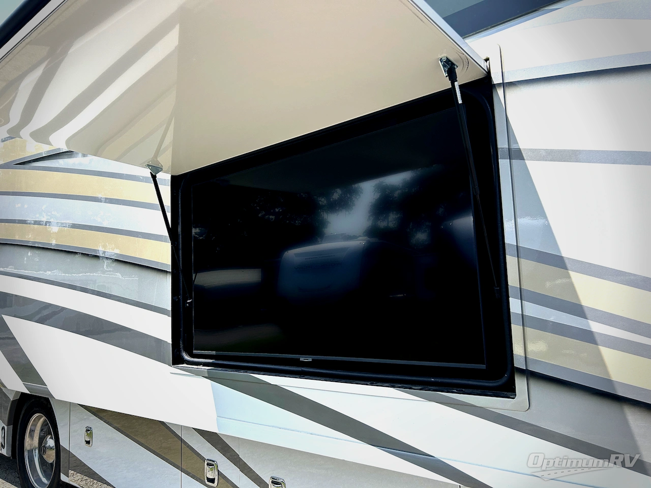 2024 Holiday Rambler Armada 40M Photo 26