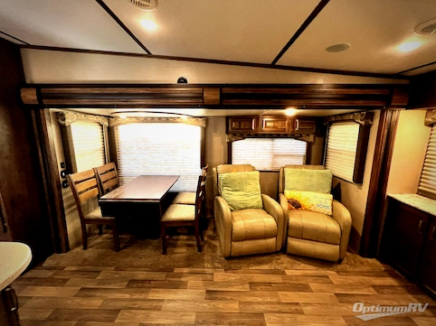 2017 Keystone Cougar X-Lite 29RES RV Photo 2