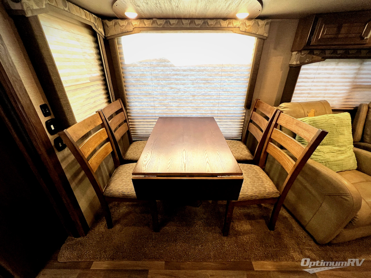 2017 Keystone Cougar X-Lite 29RES Photo 9