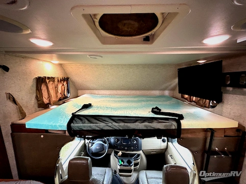 2017 Forest River Sunseeker 2500TS Ford RV Photo 3