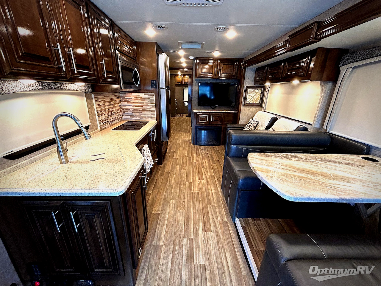 2019 Thor Miramar 37.1 Photo 4