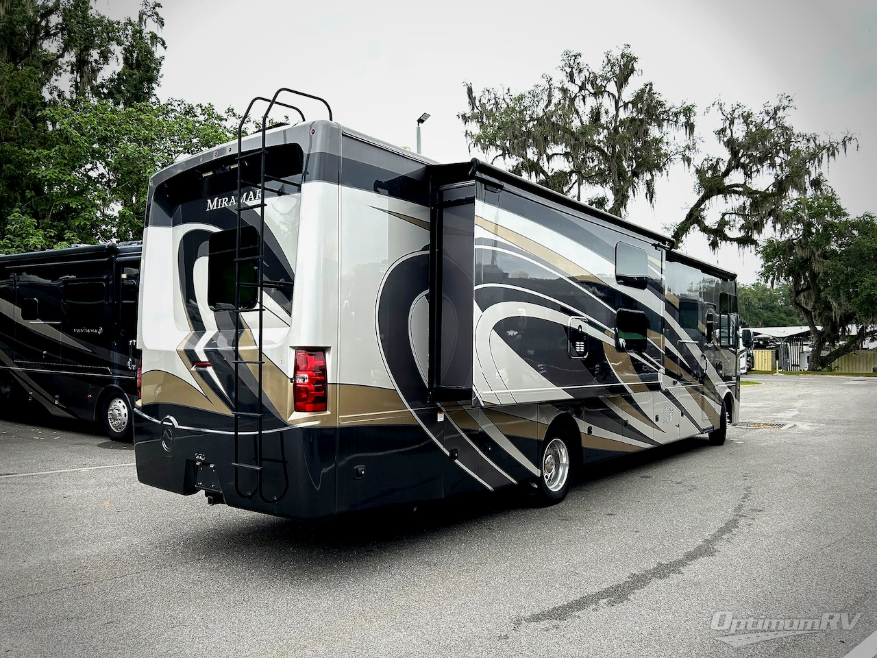 2019 Thor Miramar 37.1 Photo 2
