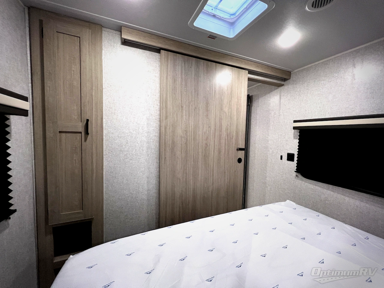 2026 East To West Della Terra 275BH Photo 37