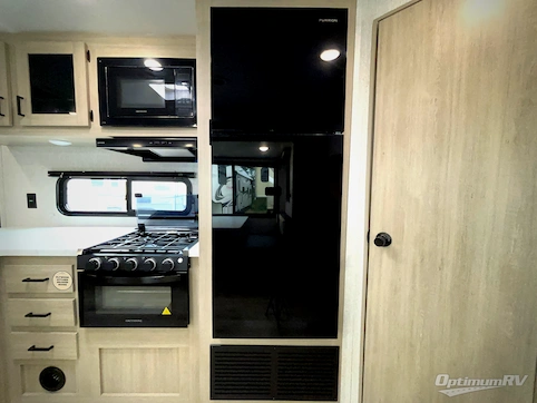 2026 East To West Della Terra 275BH RV Photo 4