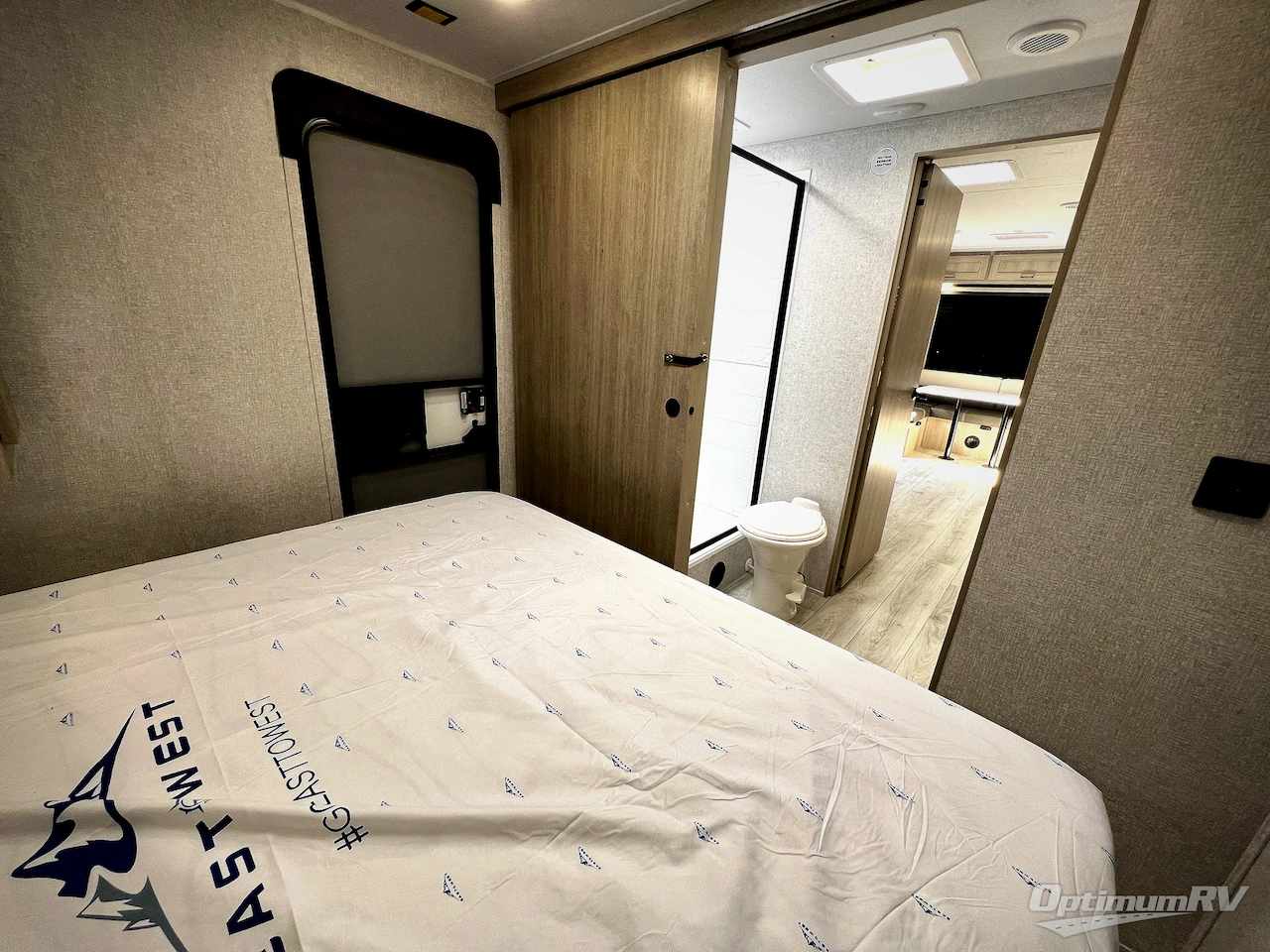 2026 East To West Della Terra 251RD Photo 28