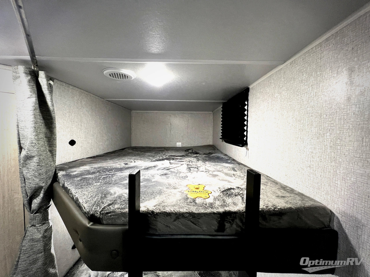 2026 East To West Della Terra 241BH Photo 14