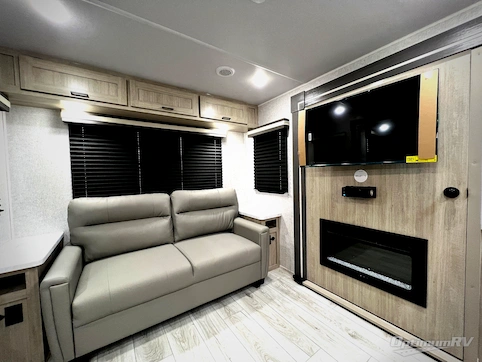 2026 East To West Della Terra 272RL RV Photo 2