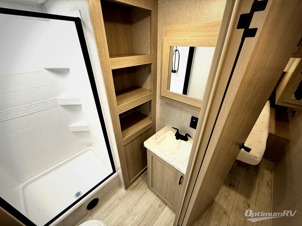 2026 East To West Della Terra 272RL Photo 17