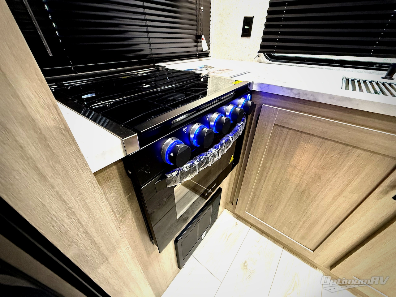 2026 East To West Della Terra 263RK Photo 10