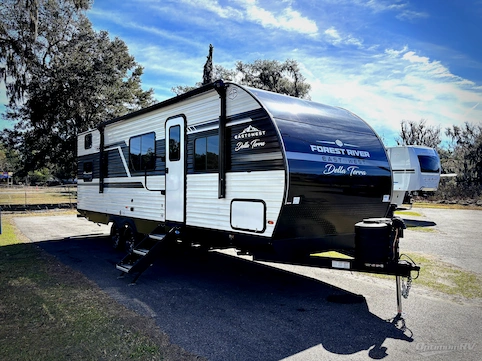 New 2026 East To West Della Terra 250QB Featured Photo