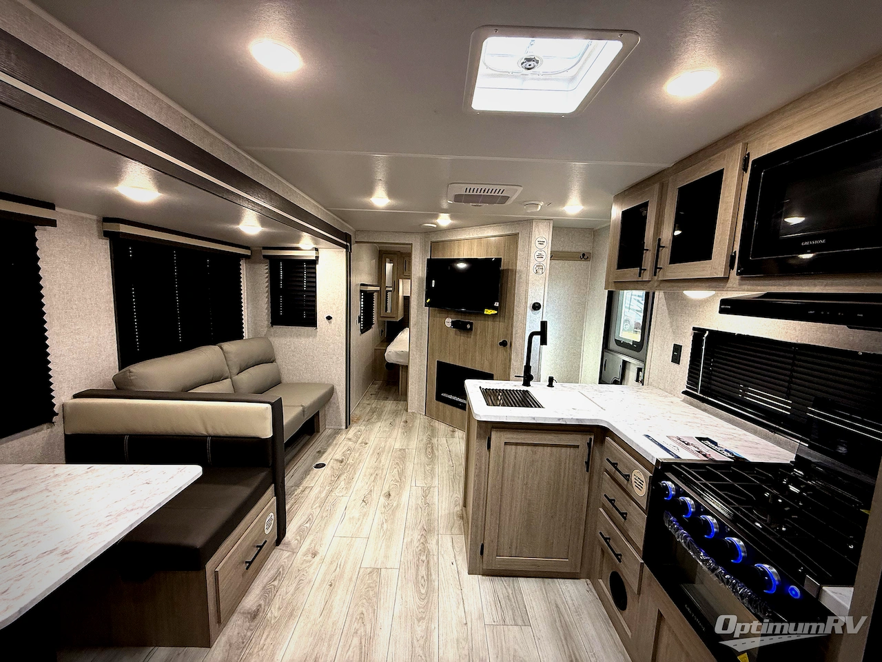 2026 East To West Della Terra 275BH Photo 5