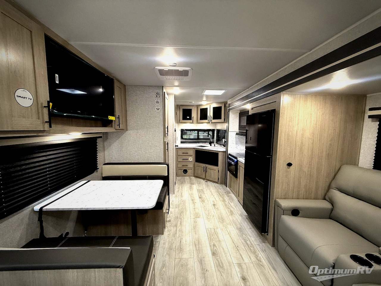 2026 East To West Della Terra 221ML Photo 4