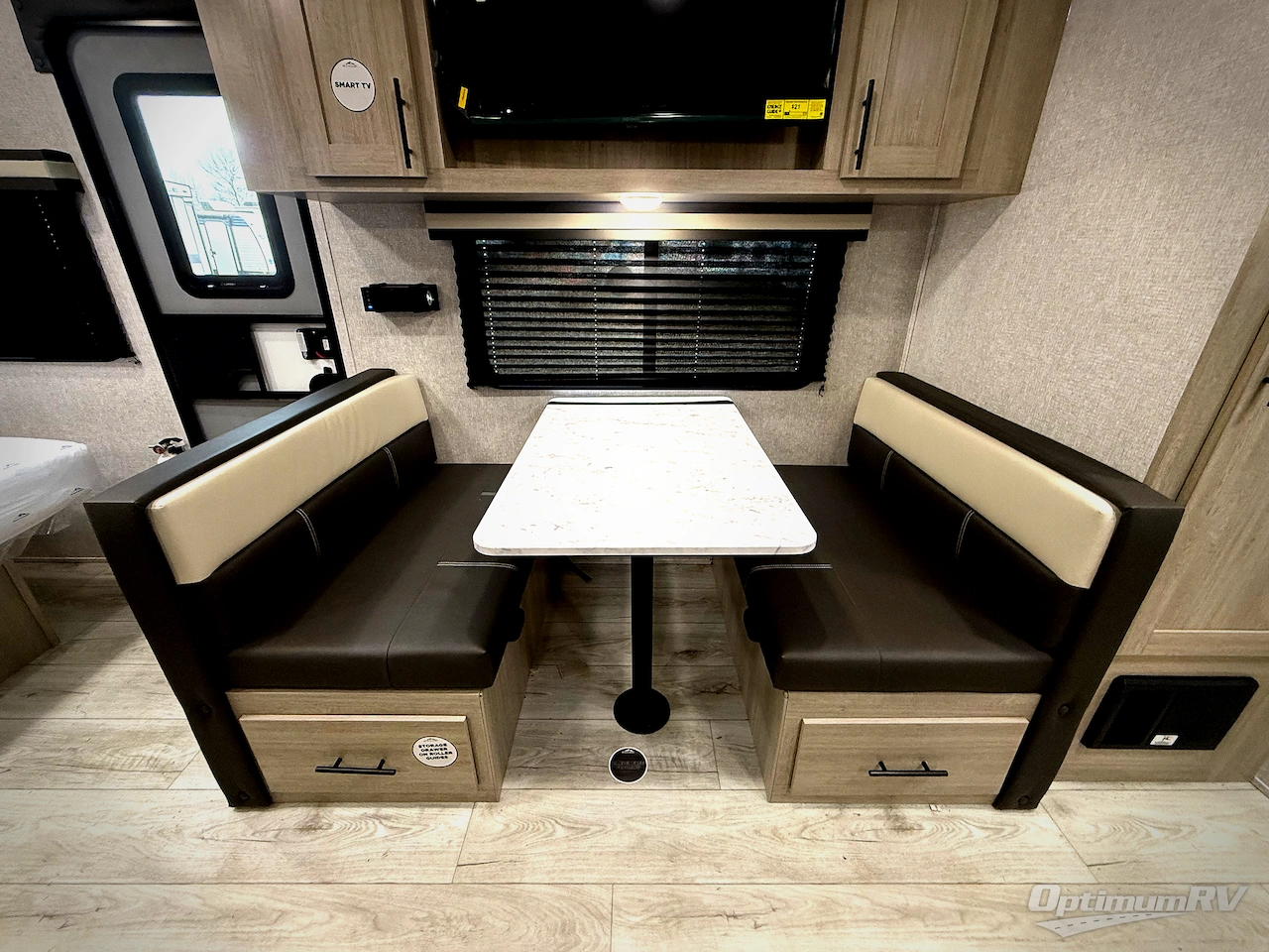 2026 East To West Della Terra 221ML Photo 8