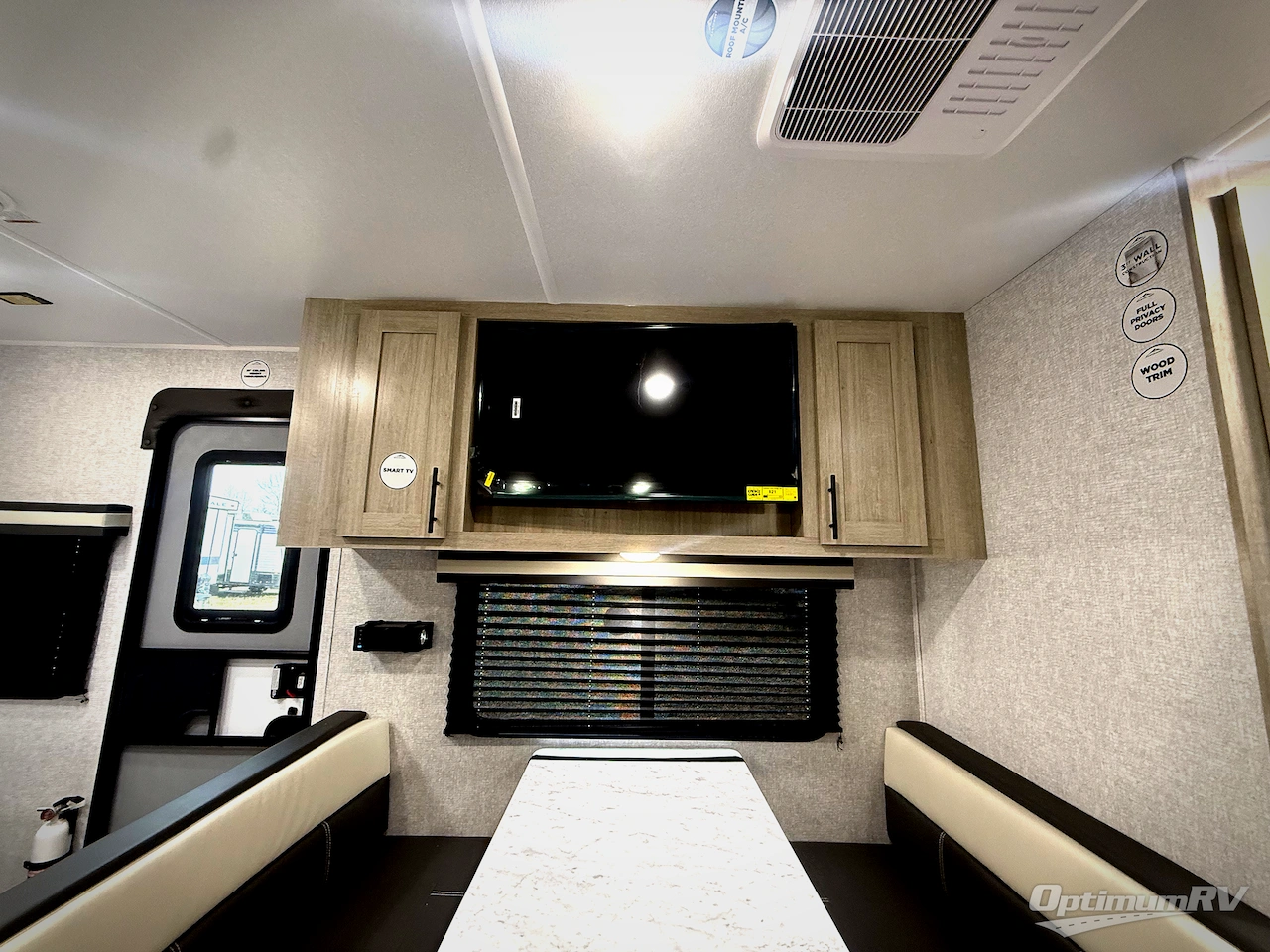 2026 East To West Della Terra 221ML Photo 9