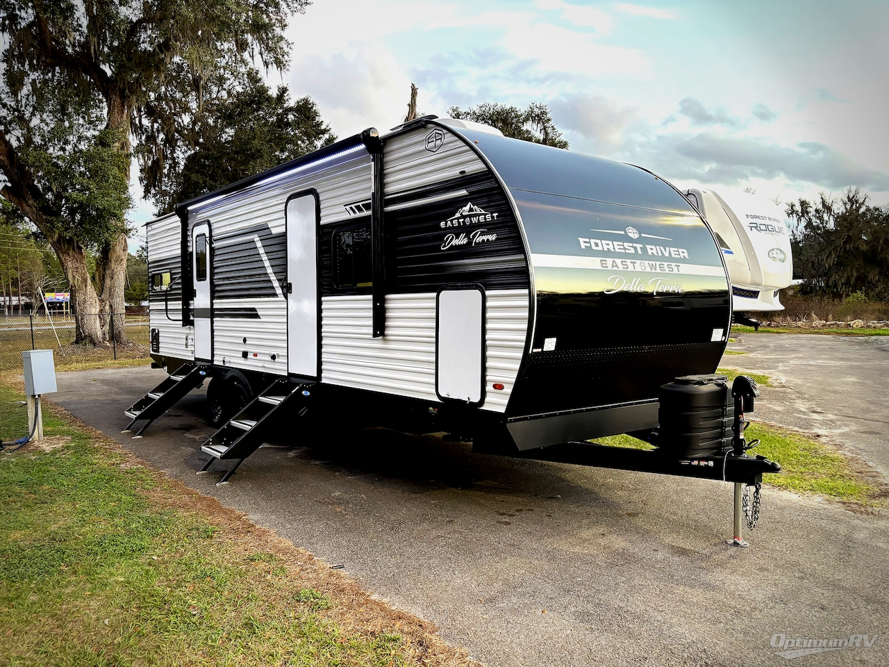 2026 East To West Della Terra 263RK Photo 1