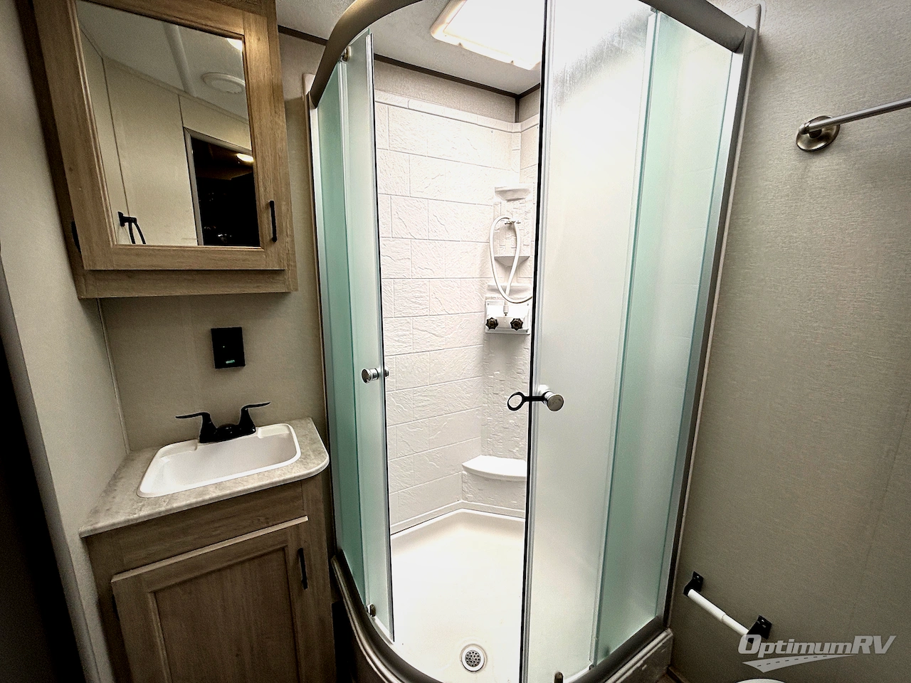 2025 Coachmen Catalina Legacy Edition 243RBS Photo 11
