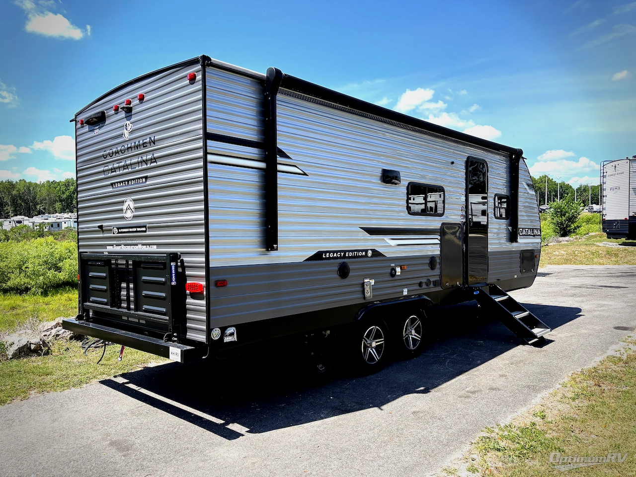 2025 Coachmen Catalina Legacy Edition 243RBS Photo 2
