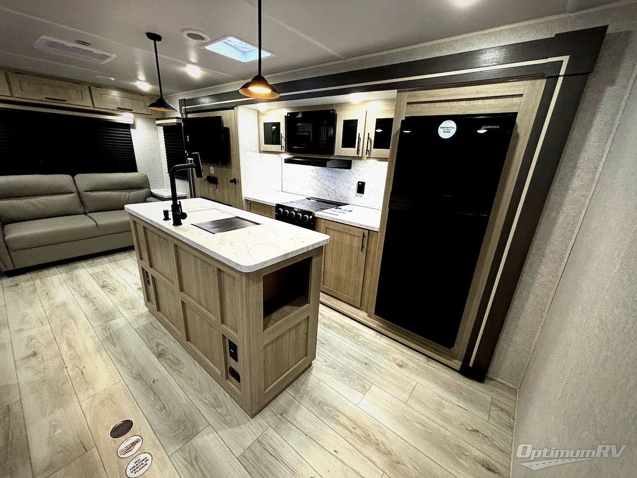 2026 East To West Della Terra 272RL Photo 11