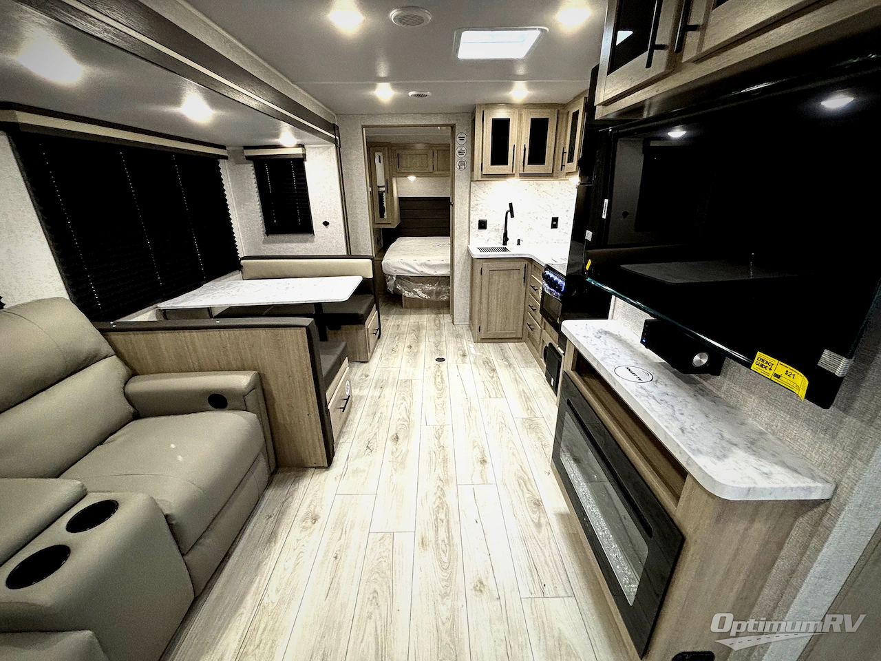 2026 East To West Della Terra 261RB Photo 5