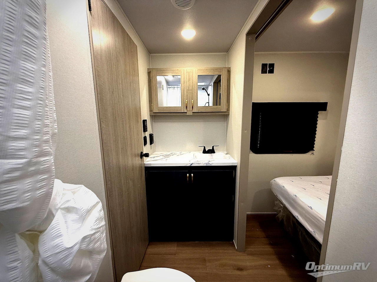 2026 East To West Acclaim 2500RD Photo 14