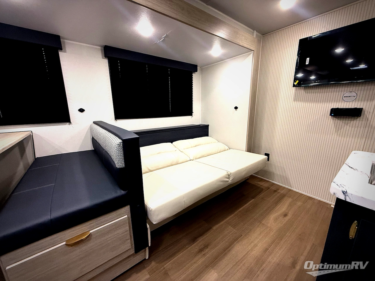 2026 East To West Acclaim 2700BH Photo 8