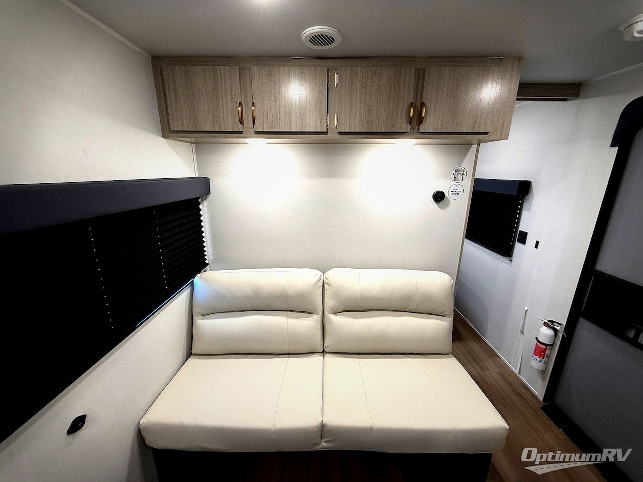 2026 East To West Acclaim 2400BH Photo 7