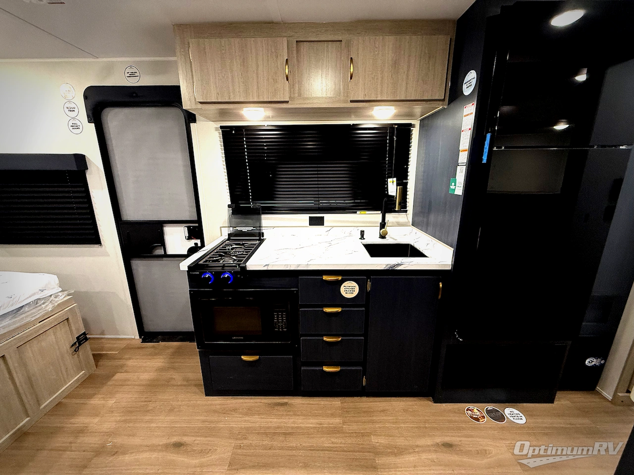 2026 East To West Acclaim 2350BH Photo 10