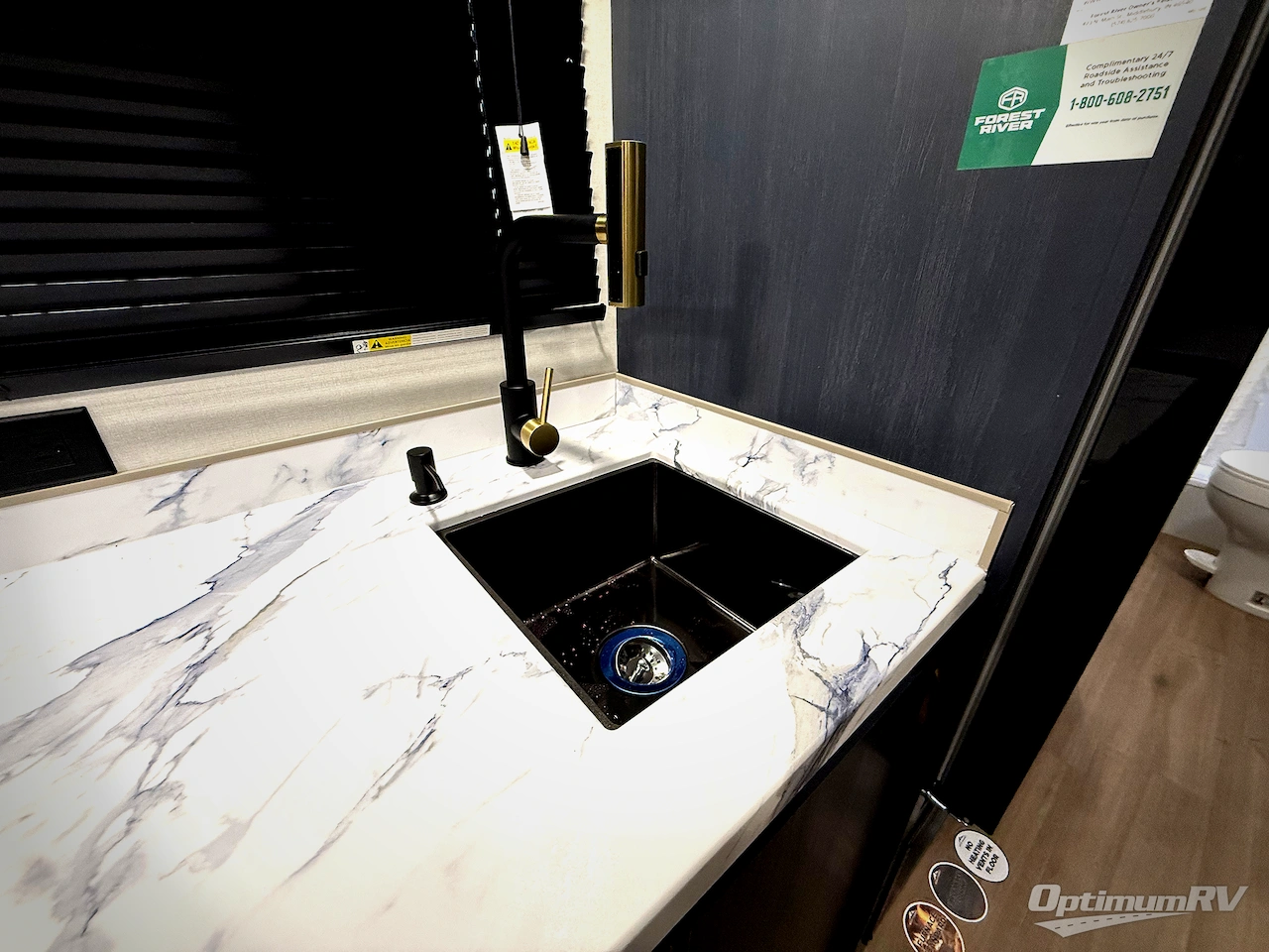 2026 East To West Acclaim 2350BH Photo 12