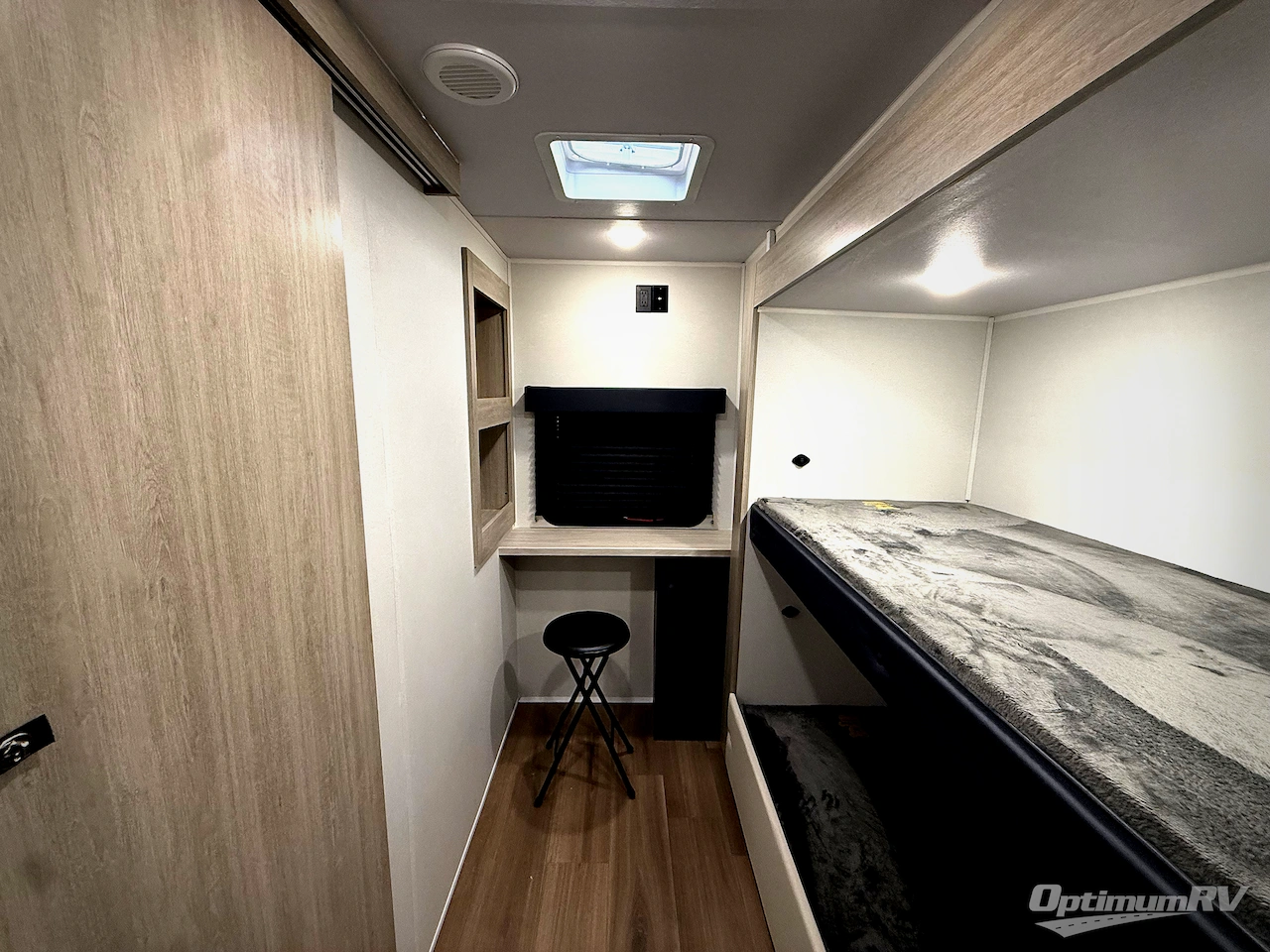 2026 East To West Acclaim 2350BH Photo 19