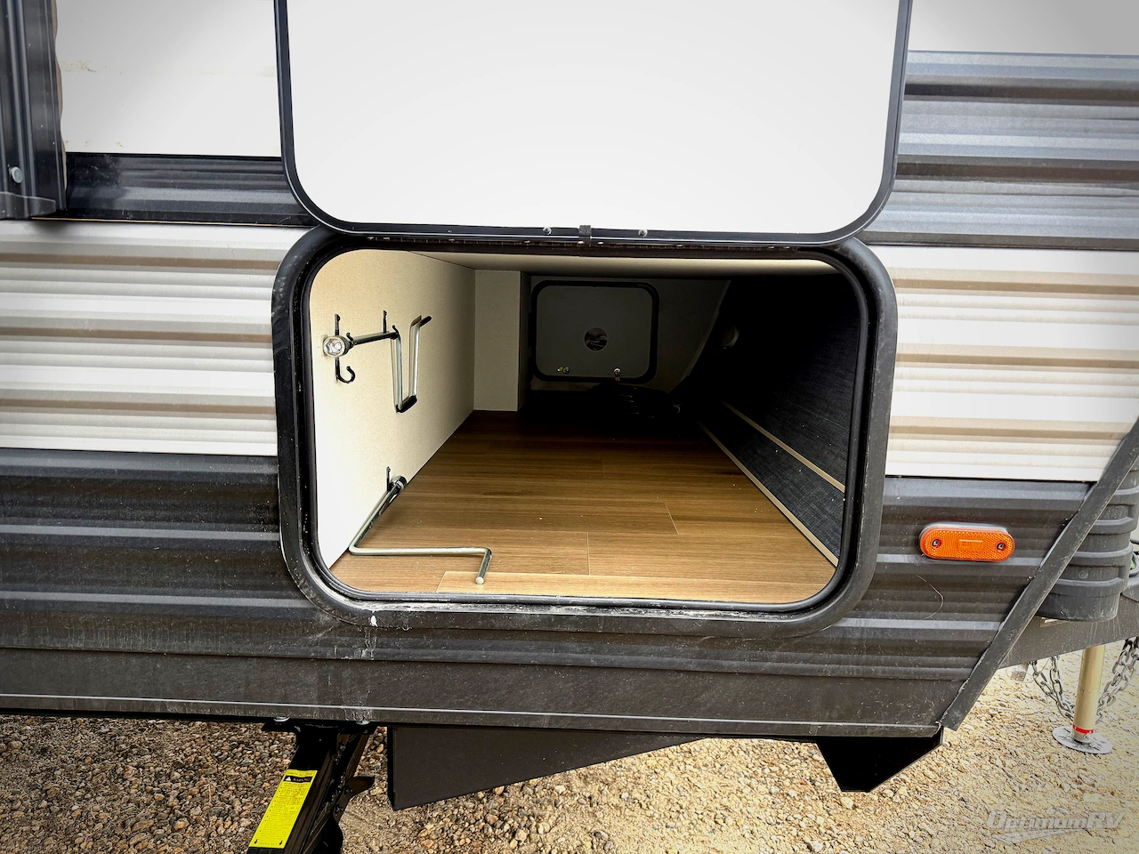 2026 East To West Acclaim 2350BH Photo 21