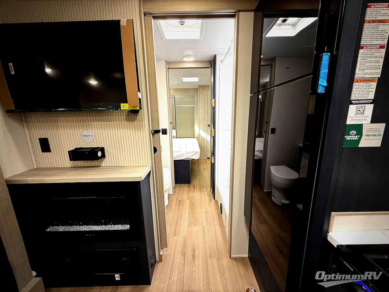 2026 East To West Acclaim 2550DS Photo 17