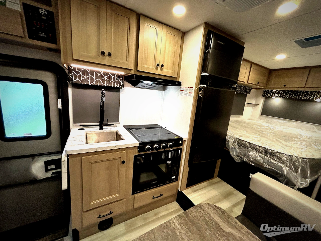 2026 Forest River Sunseeker 2350ALEF Photo 6