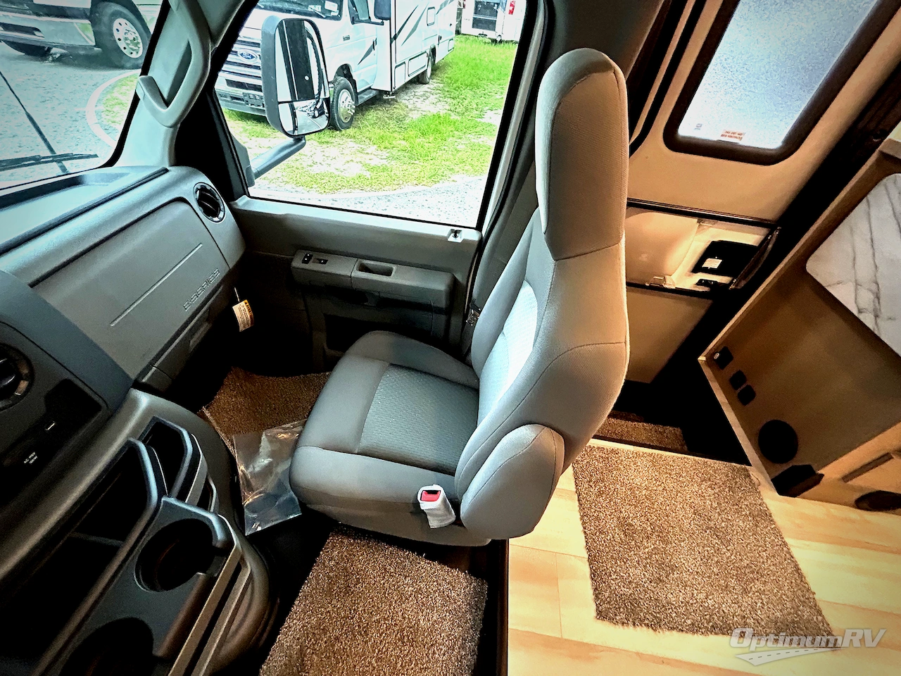 2026 Forest River Sunseeker 2350ALEF Photo 9