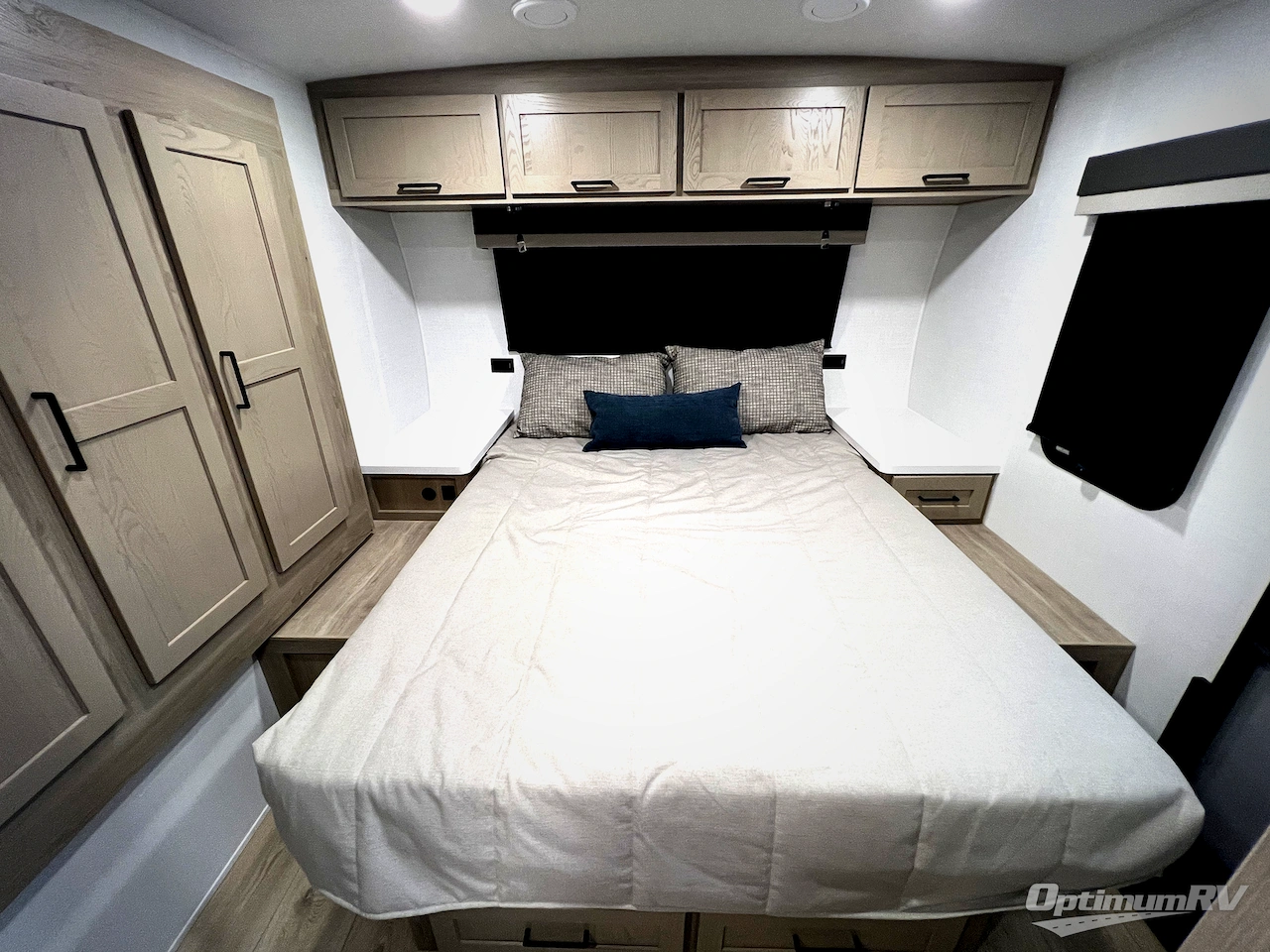2026 Forest River Flagstaff Micro Lite 25SRK Photo 15