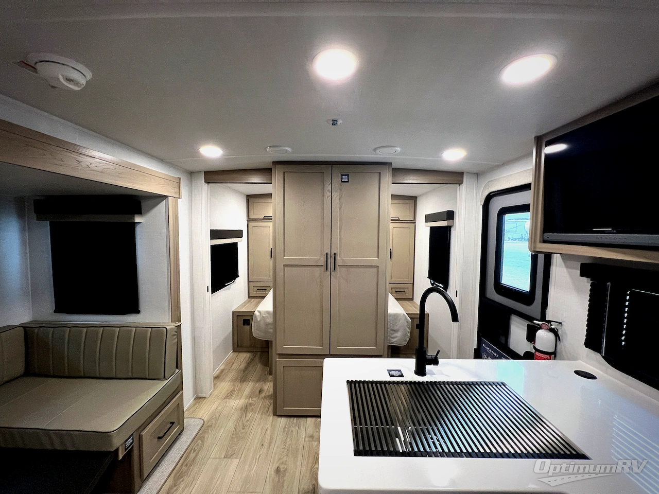 2026 Forest River Flagstaff Micro Lite 25DBH Photo 5