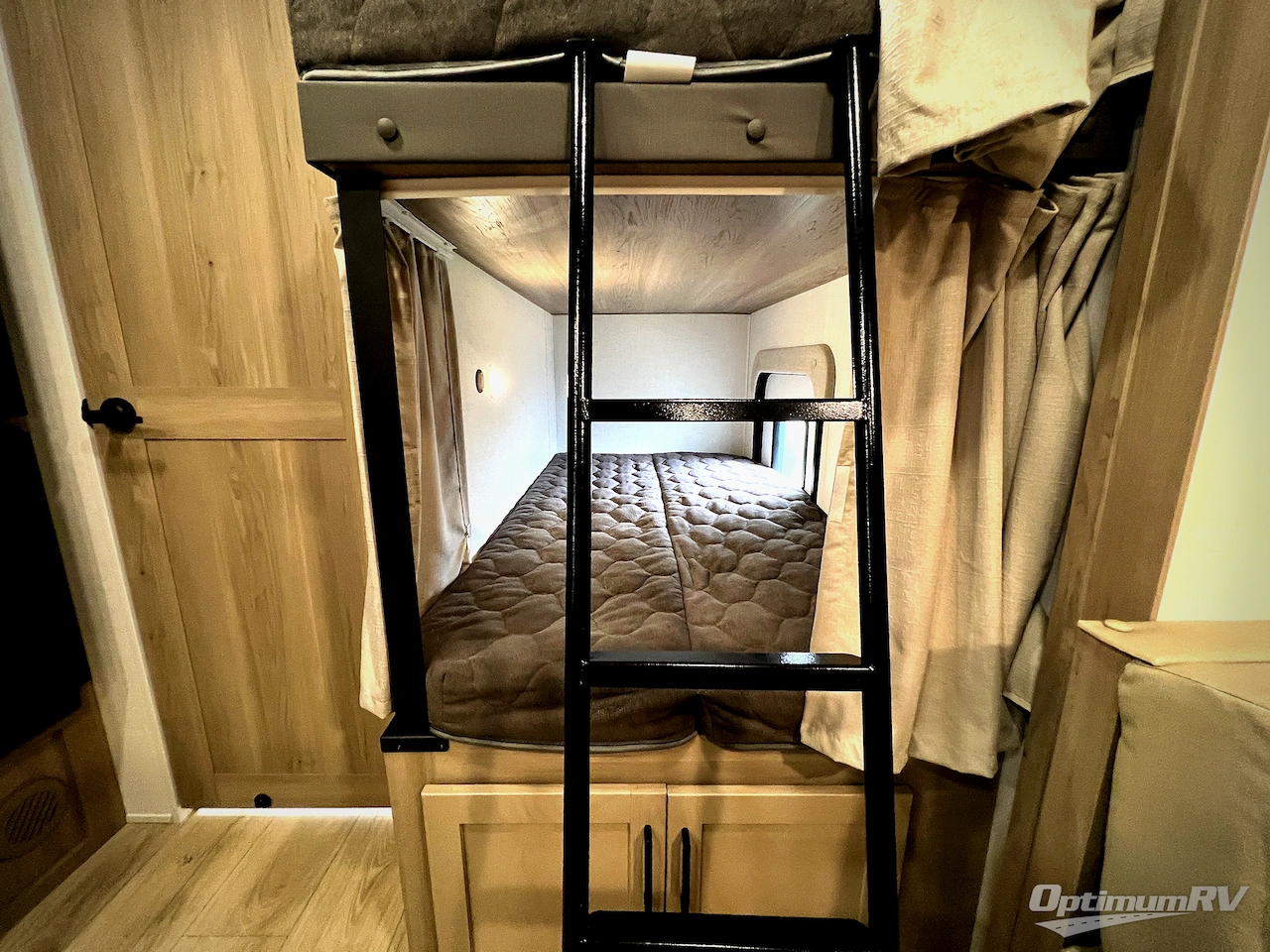 2026 Forest River Flagstaff Micro Lite 25DBH Photo 15
