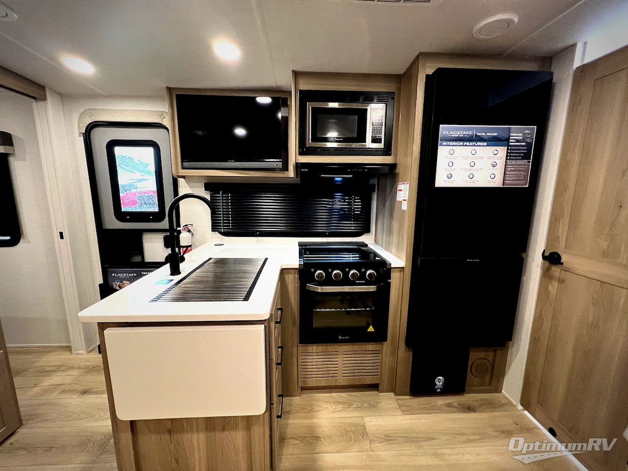 2026 Forest River Flagstaff Micro Lite 25DBH Photo 8