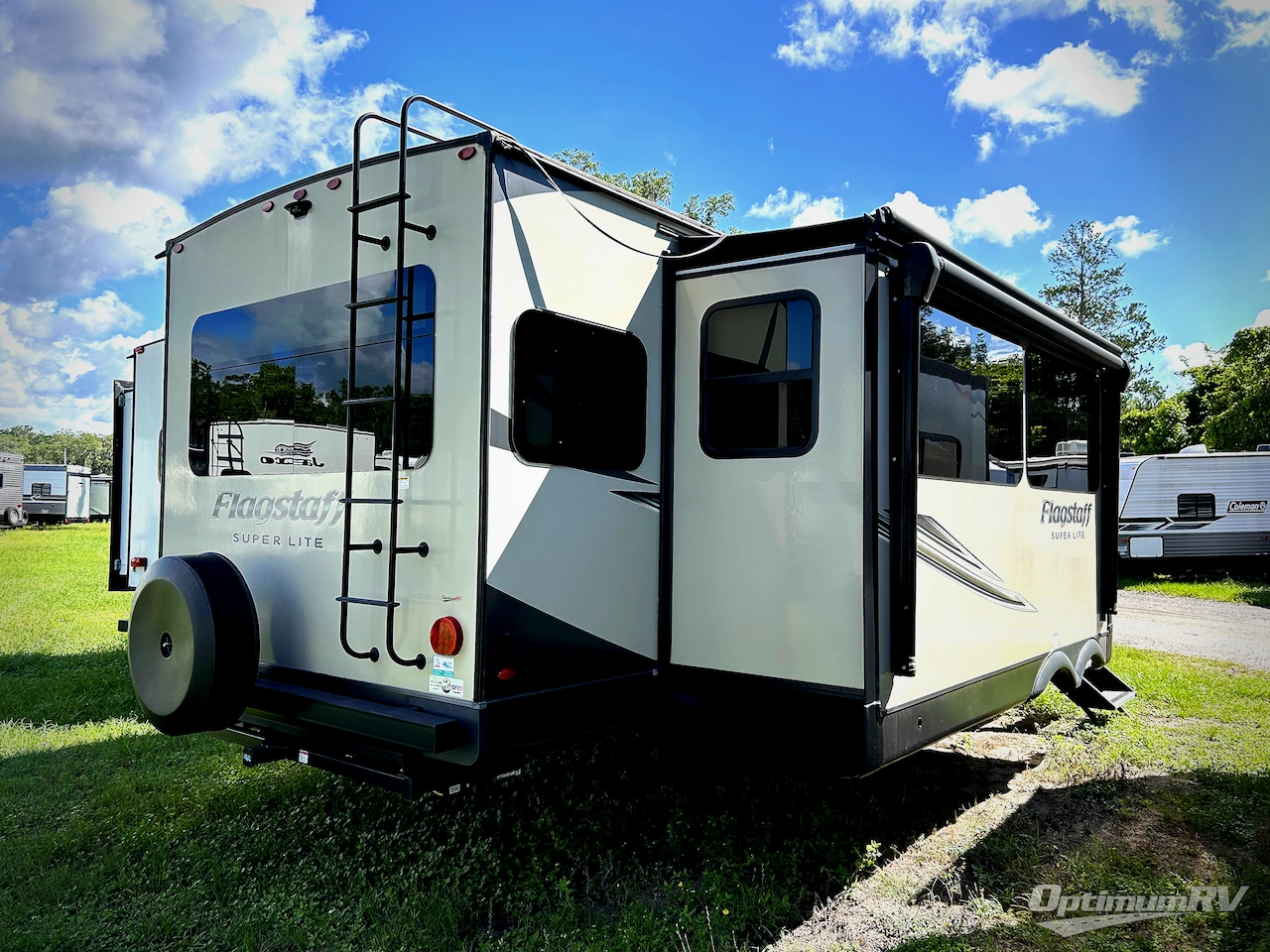 2022 Forest River Flagstaff Super Lite 29RLBS Photo 2