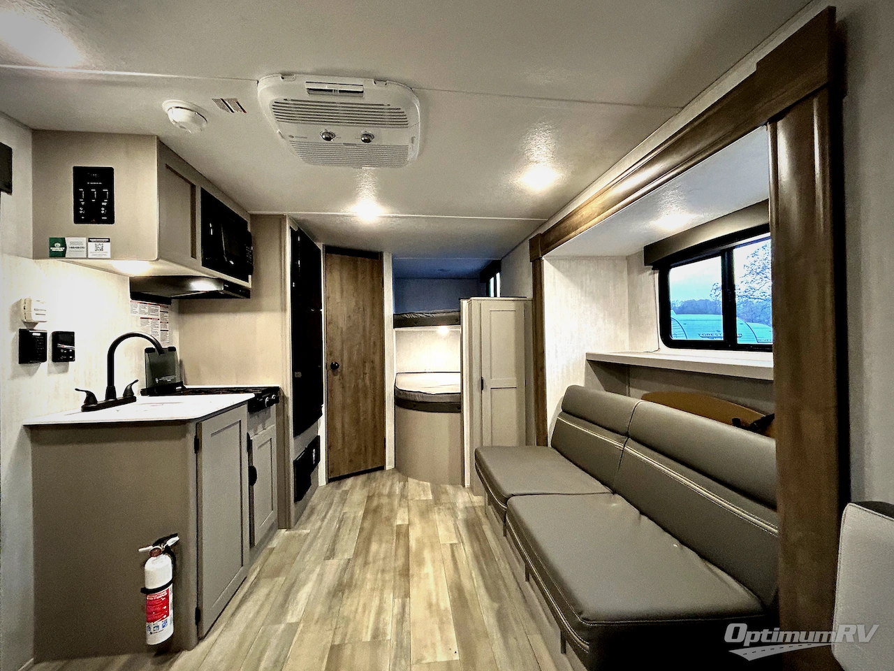 2025 Forest River Viking 4K Series 18DBS Photo 4