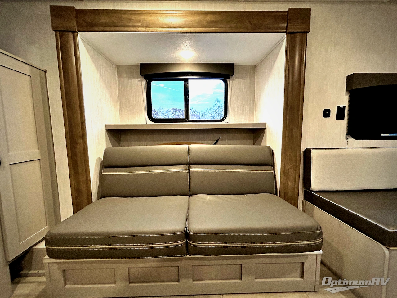 2025 Forest River Viking 4K Series 18DBS Photo 5