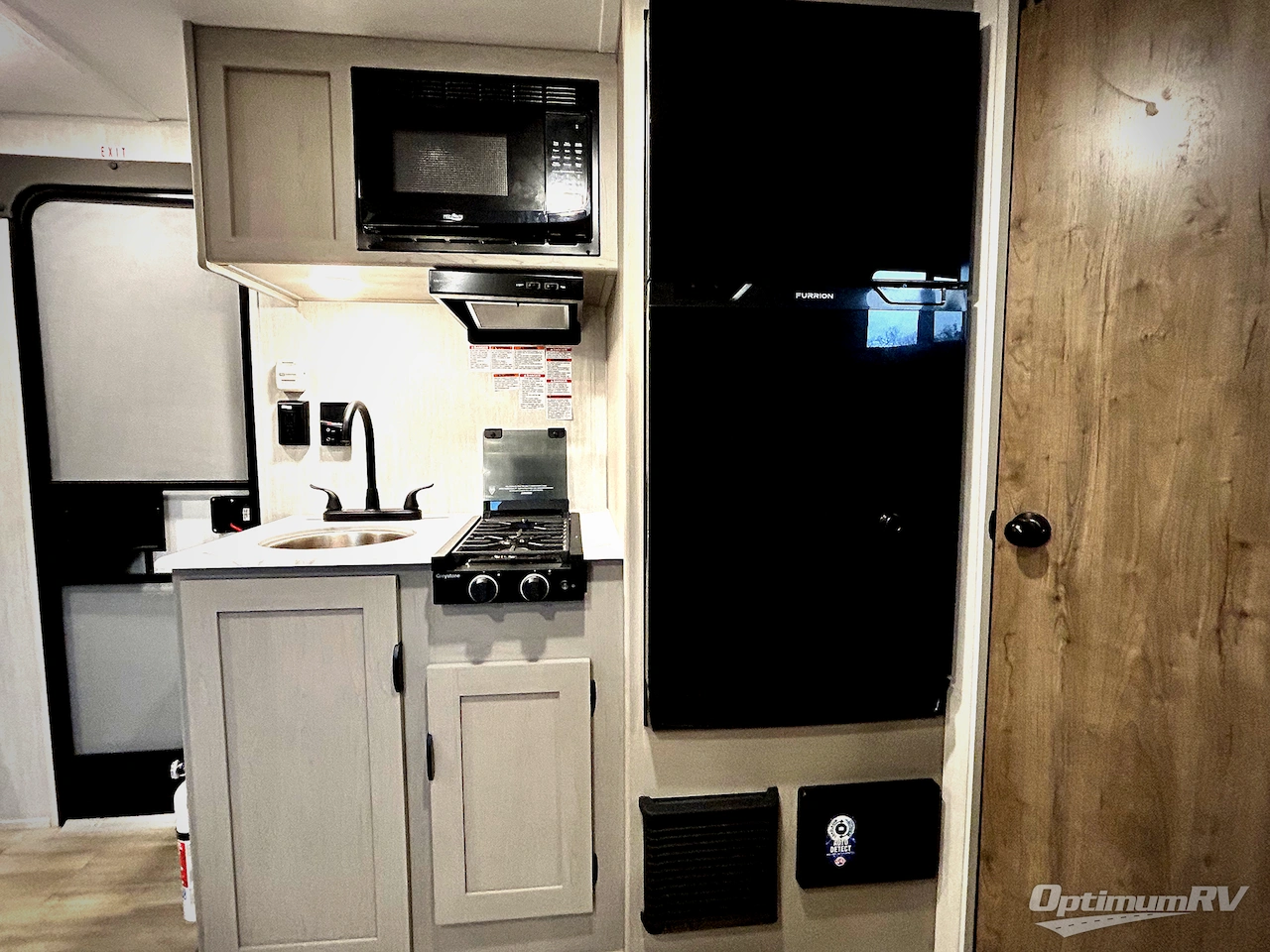 2025 Forest River Viking 4K Series 18DBS Photo 6