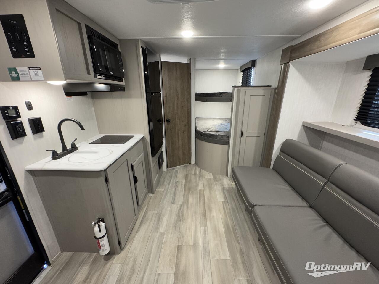2025 Forest River Viking 4K Series 18DBS Photo 4