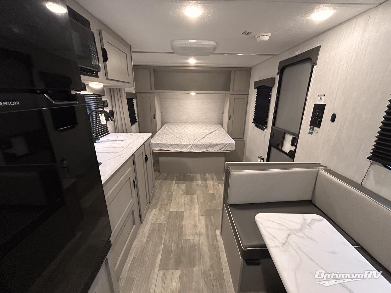 2025 Forest River Viking 5K Series 25QBH Photo 5