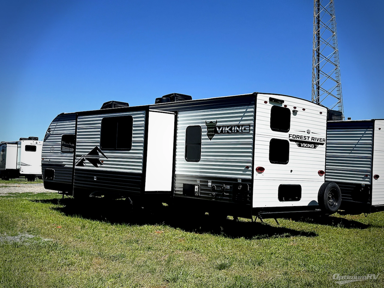 2025 Forest River Viking 6K Series 262BHS Photo 2